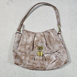 Sharif leather shoulder bag.